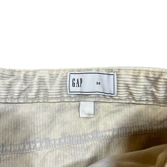 NWT Gap Corduroy Washed Beige Relaxed Fit Shorts 36 - Picture 3 of 4